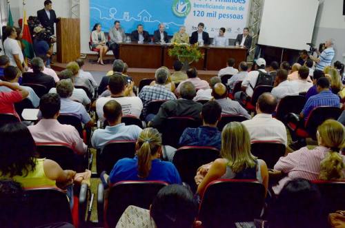 Governador lembrou que obras, com investimento de R$ 114 milhões, já estão em andamento na cidade de Araguaína Governador lembrou que obras, com investimento de R$ 114 milhões, já estão em andamento na cidade de Araguaína