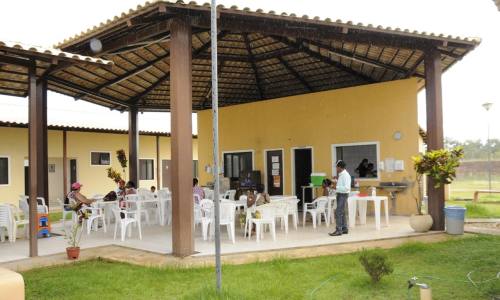 A Casa acolhe acompanhantes e pacientes que buscam atendimento de saúde em Palmas há 8 anos A Casa acolhe acompanhantes e pacientes que buscam atendimento de saúde em Palmas há 8 anos
