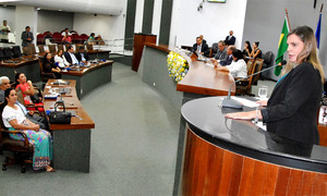 Claudia Lelis lembrou que é tempo de olhar para frente, para construção do futuro que os palmenses querem e desejam