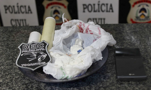 Drogas e objetos frutos de roubos e receptação foram apreendidos pela Polícia Civil