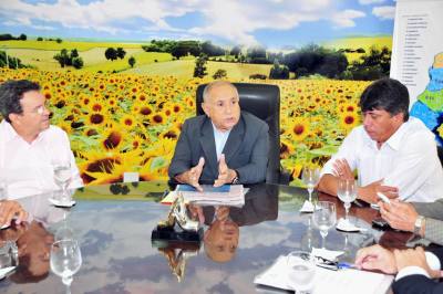 O superintendente do Incra-TO, Ruberval Gomes da Silva, disse que no Tocantins, dentro do plano nacional de reforma agrária, há 370 assentamentos com  24 mil famílias assentadas
