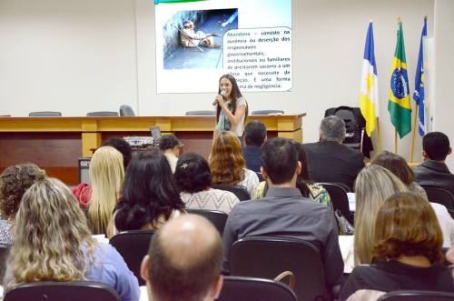 Encontro busca combater violência contra idosos no Tocantins