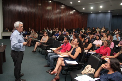 DRE de Palmas realiza reunião para compartilhar propostas pedagógicas Professor Wilson Alves fala da importância do estudo dos indicadores educacionais