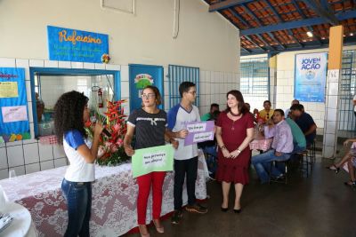 FOTO 3 - Márcio Vieira.jpeg No Colégio Estadual Rui Barbosa, a secretária foi recepcionada por alunos e corpo técnico