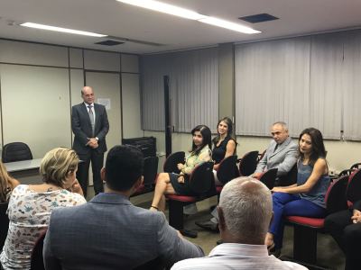 Procuradores do Estado dão boas vindas a novo integrante da carreira PGE Sérgio do Vale dá, oficialmente, boas vindas a novo integrante do quadro da PGE/TO