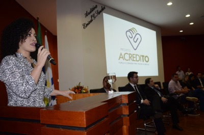 A presidente do Conesd, Gleidy Braga, disse que para dar certo é preciso se unir. A presidente do Conesd, Gleidy Braga, disse que para dar certo é preciso se unir.