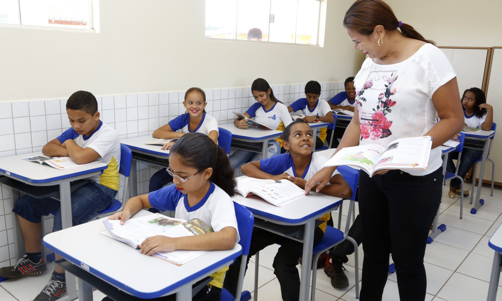 Governo Abre Processo Seletivo Para Função De Diretor Escolar Da Rede ...