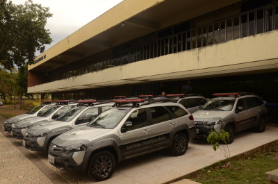 Veículos foram entregues à oito unidades prisionais tocantinenses Veículos foram entregues à oito unidades prisionais tocantinenses