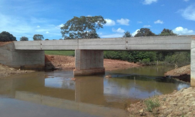 Governo libera tráfego em nova ponte sobre o Córrego Água Franca em Gurupi Governo libera tráfego em nova ponte sobre o Córrego Água Franca em Gurupi