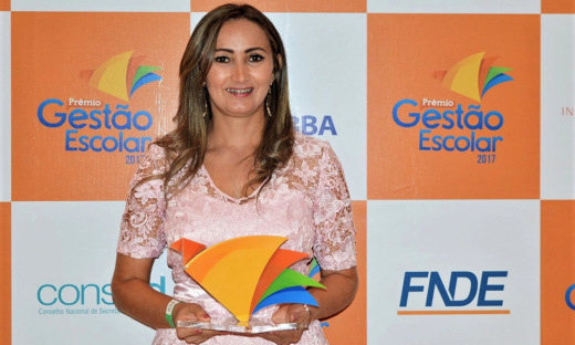 Após premiação no PGE, a diretora do Caic representará o Estado nos EUA