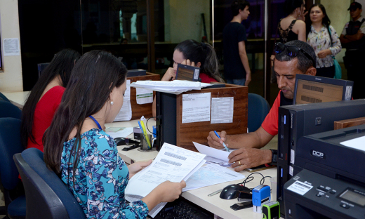 Para fazer solicitação, o candidato deverá preencher um formulário próprio que será fornecido pelo Detran