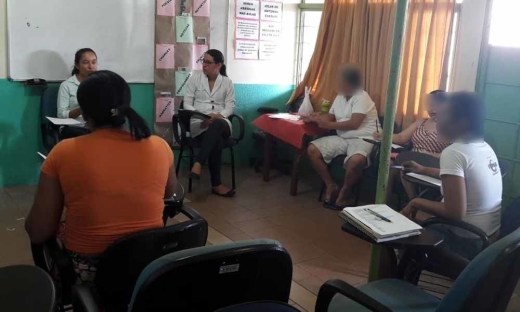 Roda de conversa para refletir sobre os impactos relacionados à saúde mental das reeducandas
