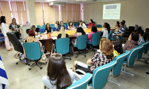 Técnicos da Seduc e da Undime participaram da discussão que culminará na reestruturação dos currículos da educação básica