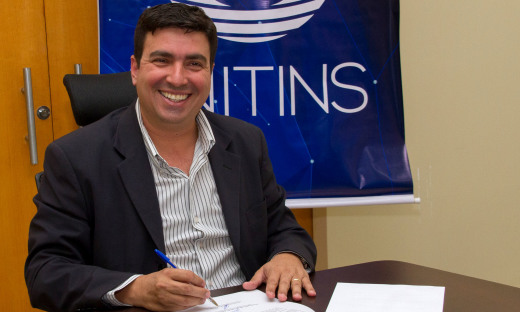  De acordo com Reitor Augusto Rezende a previsão é que até o fim deste ano a universidade economize mais de R$ 1,4 milhão 