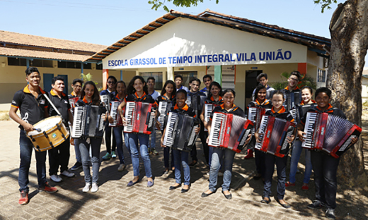 No repertório preparado pelo maestro Mauredson Silva, estão músicas tradicionais da época, como Bate o Sino, Então é Natal, Noite Feliz e Jingle Bells