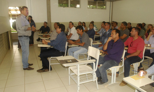 Secretário César Hallum enfatizou importância da união na consolidação de resultados e do fomento a suinocultura