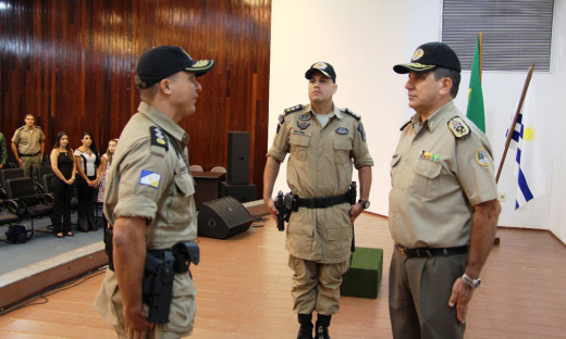 Troca de comando do BPMRE Troca de comando da unidade aconteceu no QCG em Palmas