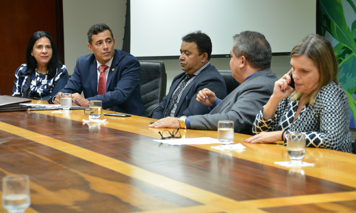 Renato Jayme esteve na Assembleia Legislativa do Tocantins, nesta quarta-feira, 20, em reunião com os deputados estaduais para apresentar demandas  