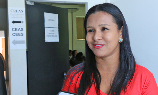 A presidente do Conselho Municipal de Assistência Social de Peixe (TO), Lidiane Abreu dos Santos, afirmou que o Conselho em sua cidade é bastante atuante e, por isso, veio em busca de mais informações