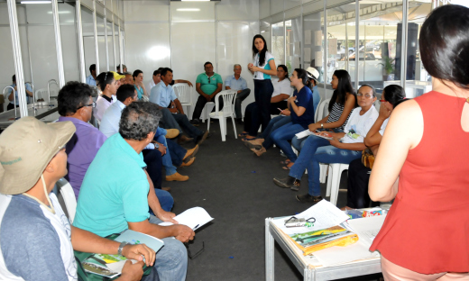 Produtores da agricultura familiar durante palestras na Agrotins 2018    
