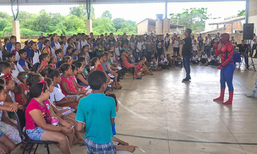 Palestra foi ministrada para mais de 400 alunos