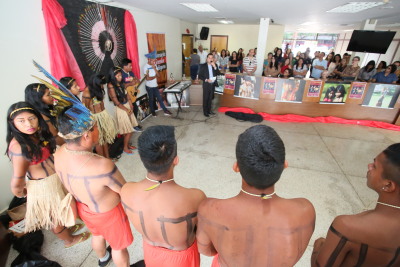 Secretaria da Educação abre Semana Abril Indígena Povos indígenas aproveitam a semana de apresentações para mostrar a sua riqueza cultural