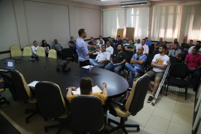 Políticas de esporte são discutidas em reunião da Seduc com presidentes de federações Políticas de esporte são discutidas em reunião da Seduc com presidentes de federações
