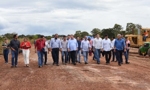 Governador Carlesse vistoriou o início das obras de recuperação da TO-110, no trecho que liga Dianópolis à região da Garganta e à Bahia