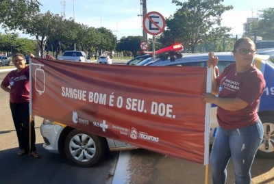 Foi realizada uma blitz educativa nesta manhã na NS2, próximo a feira da 304 Sul, onde foram distribuídos folhetos educativos e informativos Foi realizada uma blitz educativa nesta manhã na NS2, próximo a feira da 304 Sul, onde foram distribuídos folhetos educativos e informativos