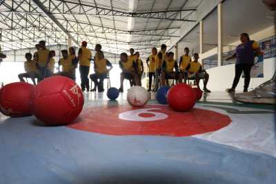 Foto 1 Estudantes vivenciaram três esportes no Festival Paralímpico em Palmas, entre eles a bocha