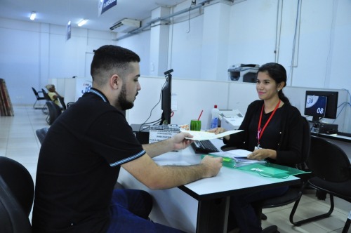 No Portal, cidadão pode verificar os documentos necessários para cada atendimento e imprimir os boletos das taxas No Portal, cidadão pode verificar os documentos necessários para cada atendimento e imprimir os boletos das taxas