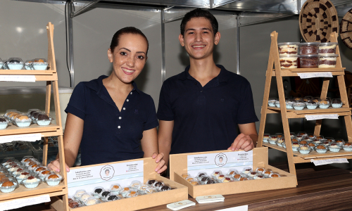 Washington Luiz/Governo do Tocantins João Pedro e Laylla estrearam seus brigadeiros na festa de 31 anos do Tocantins