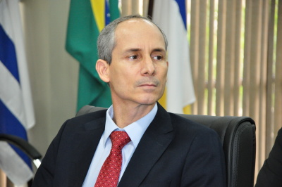 Procurador-geral Nivair Borges participou de entrevista coletiva nesta segunda Procurador-geral Nivair Borges participou de entrevista coletiva nesta segunda