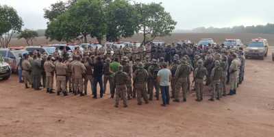 Os policiais empregados na operação se reuniram ao final da missão e seguem em comboio a Palmas, onde serão homenageados.