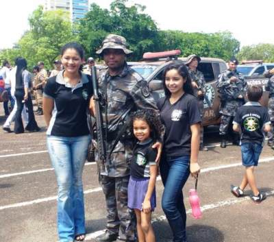 Família recepciona policial militar