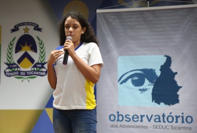 Layane Nogueira Batista se emocionou com os temas apresentados pelas escolas Layane Nogueira Batista se emocionou com os temas apresentados pelas escolas