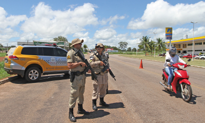 3_400.jpg As equipes estão com ponto base na Ponte Fernando Henrique Cardoso e fazendo fiscalização volante na TO-010, TO-020 e na TO-030