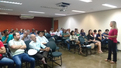 Capacitação controle interno Gerente de Análise, Demonstração e Consolidação das Contas da CGE orienta servidores no primeiro dia da capacitação