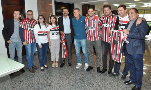 Careca disse que a estrutura da Escolinha de Futebol Nilton Santos é muito boa e serve de referência para outras localidades