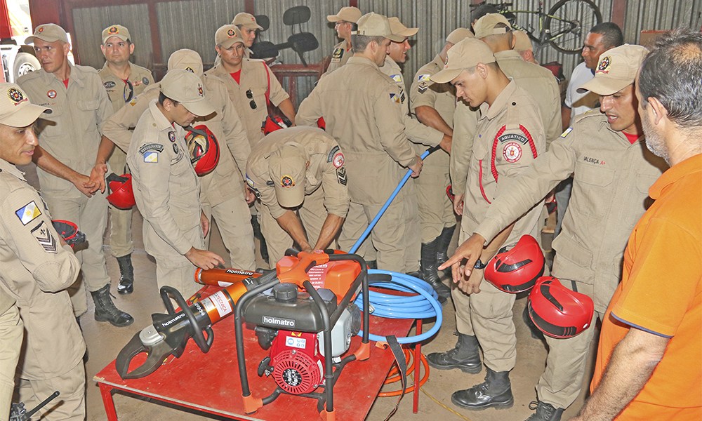 Corpo De Bombeiros Militar Recebe Novos E Modernos Equipamentos De ...