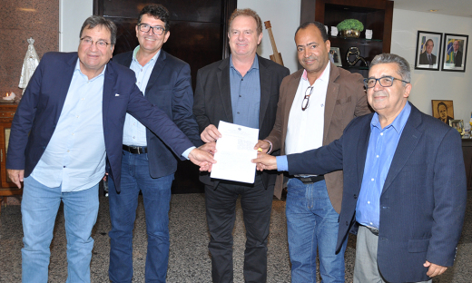 Na manhã desta terça-feira, 3, o governador Mauro Carlesse assinou convênio com o Ministério da Agricultura, Pecuária e Abastecimento