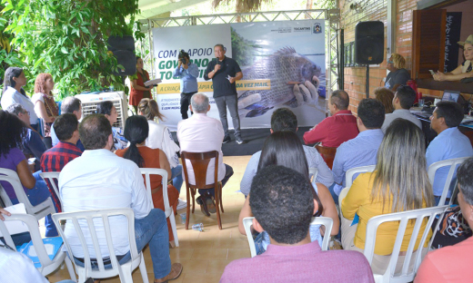 Senador Eduardo Gomes participa de evento voltado para a produção da tilápia