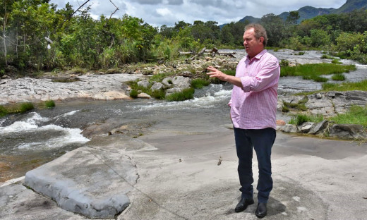 O governador do Estado do Tocantins, Mauro Carlesse, passou o fim de semana, sábado e domingo, 7 e 8, percorrendo o município de Paranã até a divisa com Goiás