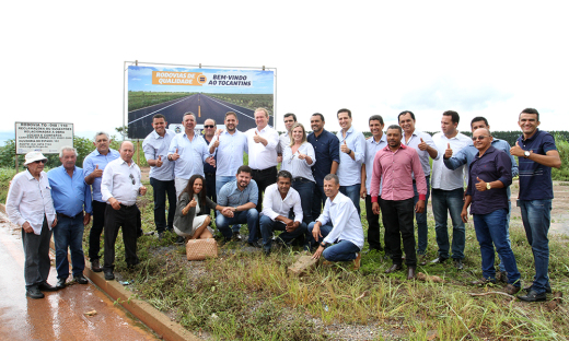 Acompanharam o Governador, o vice-governador Wanderlei Barbosa, o presidente da Assembleia Legislativa, Antônio Andrade, deputados estaduais, prefeitos da região e secretários de Estado