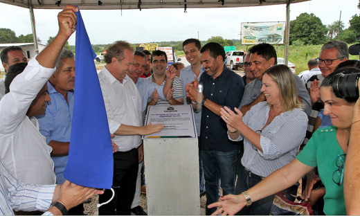 Governador Mauro Carlesse entrega obras de reconstrução asfáltica no sudeste do Tocantins