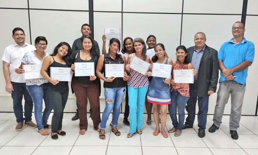 Em Araguaína 11 alunas receberam certificados 