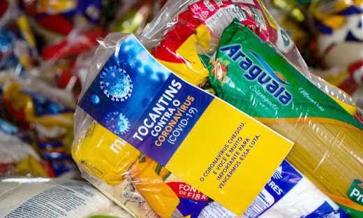 Recursos usados para aquisição tanto das cestas básicas quanto dos kits de alimentação são próprios do Governo do Tocantins, e foram economizados com as medidas fiscais adotadas pelo governador Mauro Carlesse e sua equipe no início da Gestão 