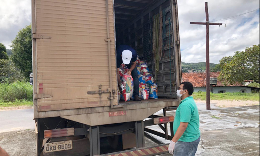Mais de 2 mil cestas básicas já foram entregues para os municípios 