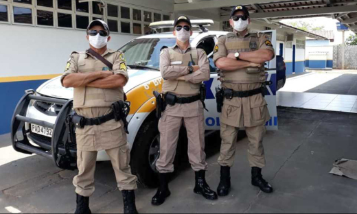 Policiais Militares em serviço na cidade de Paraíso