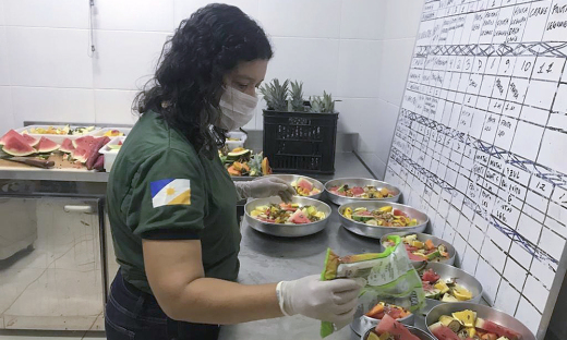 Complemento da alimentação diária dos animais silvestres 